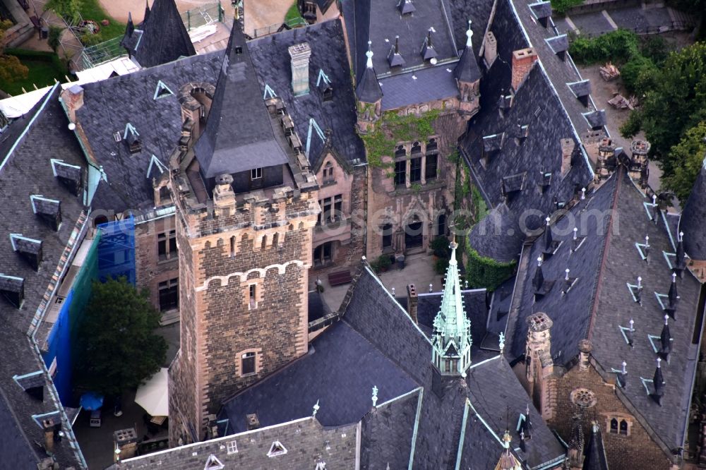 Wernigerode from the bird's eye view: Castle of the fortress Schloss Wernigerode in Wernigerode in the state Saxony-Anhalt, Germany