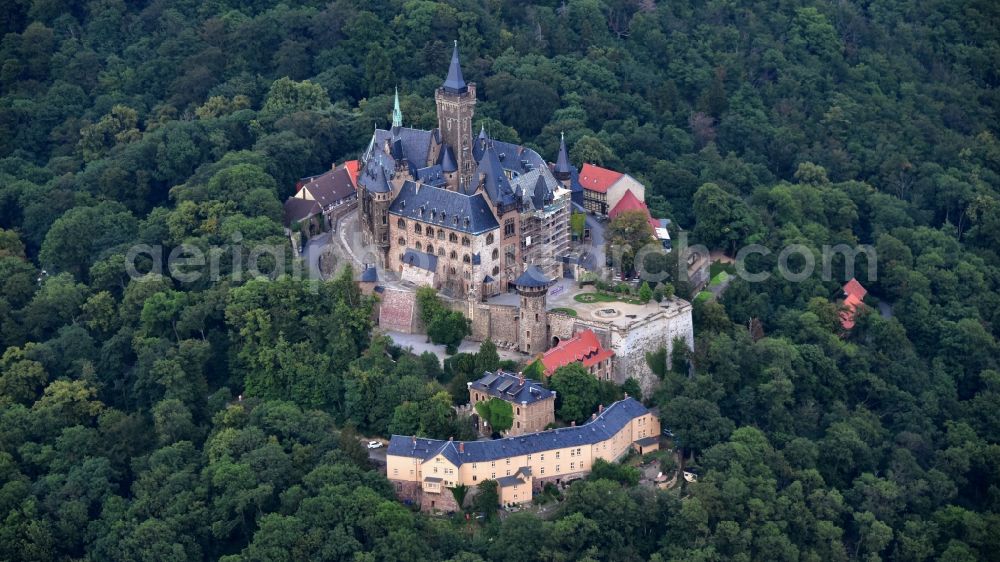 Wernigerode from the bird's eye view: Castle of the fortress Schloss Wernigerode in Wernigerode in the state Saxony-Anhalt, Germany