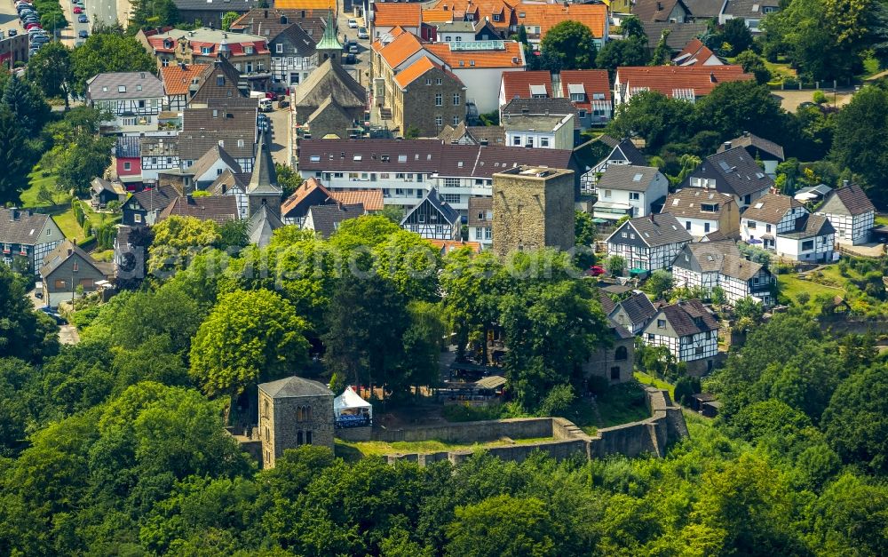 Aerial image Hattingen - Castle of the fortress mit Wehrturm Blankenstein in Hattingen in the state North Rhine-Westphalia