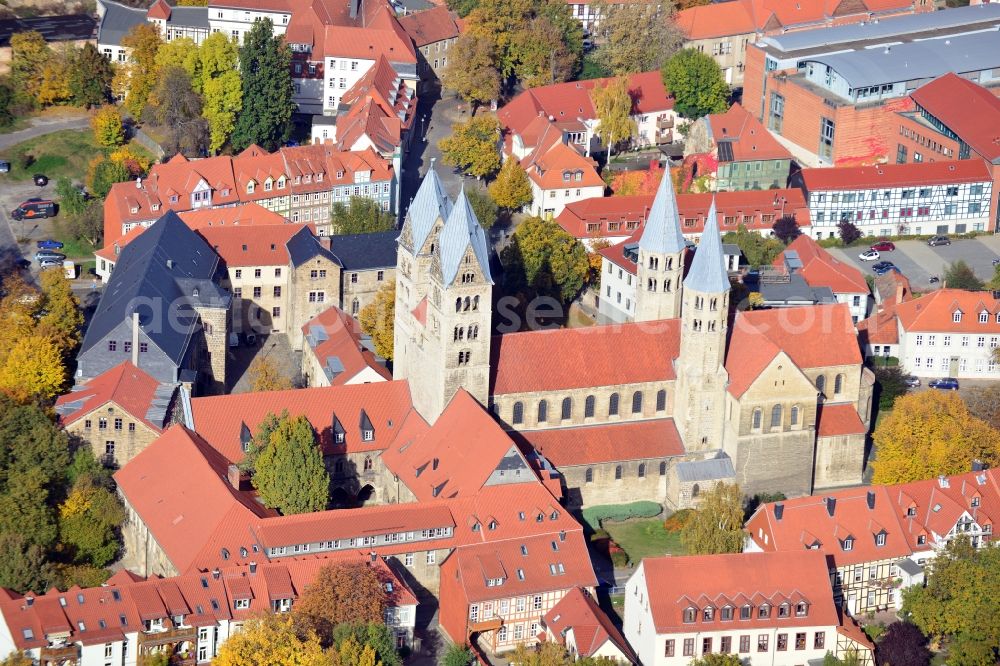 Aerial photograph Halberstadt - View onto the castellated Church of Our Lady in the old city of Halberstadt in the state Saxony-Anhalt