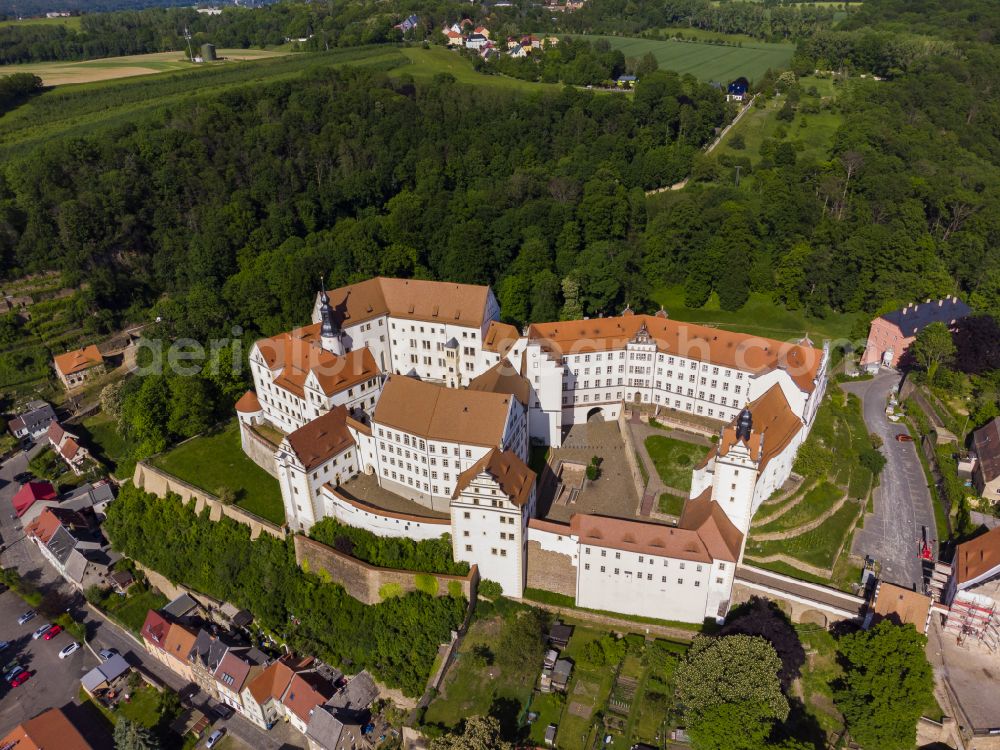 Aerial image Colditz - Walls of the castle complex on the plateau and castle on street Schlossgasse in Colditz in the state Saxony, Germany