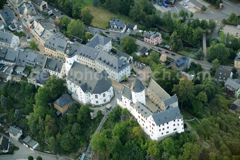 Aerial photograph Schwarzenberg/Erzgebirge - Walls of the castle complex on the plateau Schloss Schwarzenberg in Schwarzenberg/Erzgebirge in the state Saxony, Germany