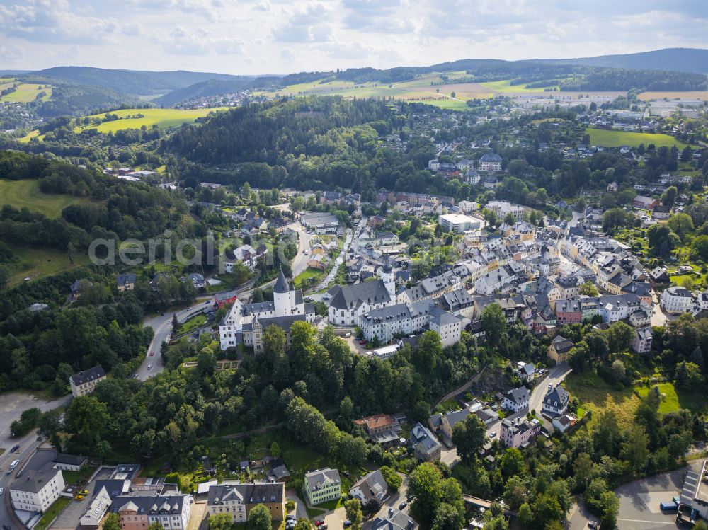 Aerial photograph Schwarzenberg/Erzgebirge - Walls of the castle complex on the plateau Schloss Schwarzenberg in Schwarzenberg/Erzgebirge in the state Saxony, Germany