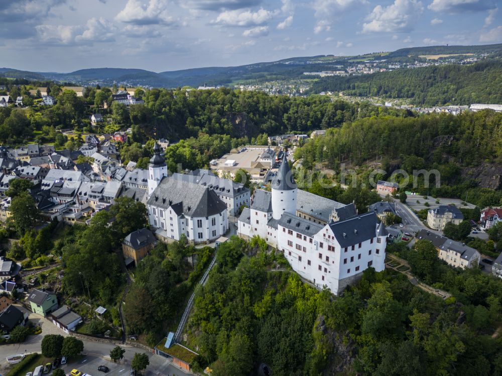 Aerial image Schwarzenberg/Erzgebirge - Walls of the castle complex on the plateau Schloss Schwarzenberg in Schwarzenberg/Erzgebirge in the state Saxony, Germany