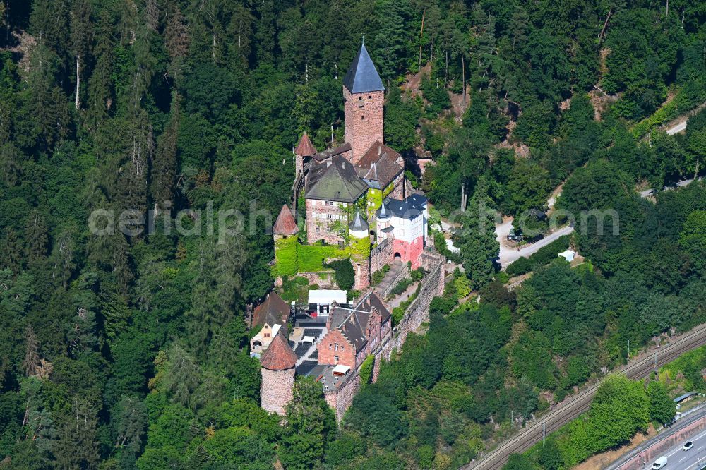 Zwingenberg from the bird's eye view: Walls of the castle complex on the plateau on street Schlossstrasse in Zwingenberg in the state Baden-Wuerttemberg, Germany