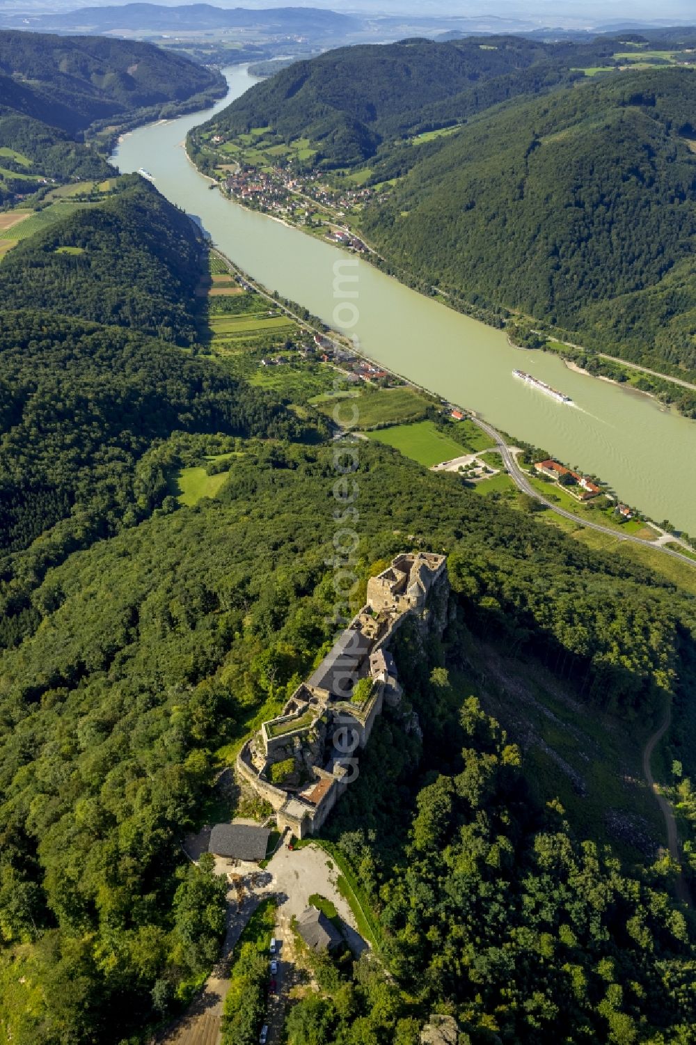 Aggsbach from the bird's eye view: Aggstein castle ruins on the Danube in Lower Austria in Austria