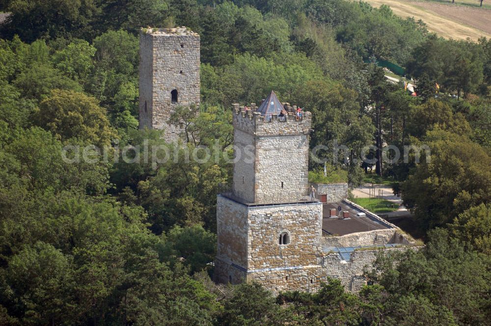 Aerial photograph Eckartsberga Eckartsberga Eckartsberga Eckartsberga - Strasse der Romanik: Die Eckartsburg liegt auf einem Bergrücken oberhalb der Kleinstadt Eckartsberga im Burgenlandkreis, am Südrand der Finnelandschaft im Naturpark Saale-Unstrut-Triasland, nahe der Landesgrenze Sachsen-Anhalts zu Thüringen. Homepage: