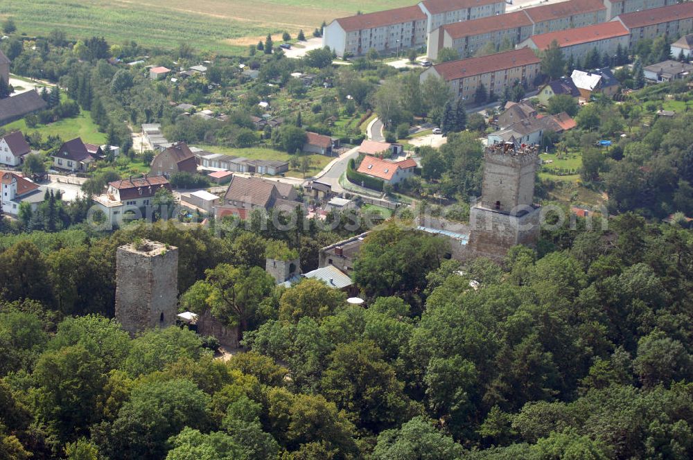 Eckartsberga Eckartsberga Eckartsberga Eckartsberga from the bird's eye view: Strasse der Romanik: Die Eckartsburg liegt auf einem Bergrücken oberhalb der Kleinstadt Eckartsberga im Burgenlandkreis, am Südrand der Finnelandschaft im Naturpark Saale-Unstrut-Triasland, nahe der Landesgrenze Sachsen-Anhalts zu Thüringen. Homepage: