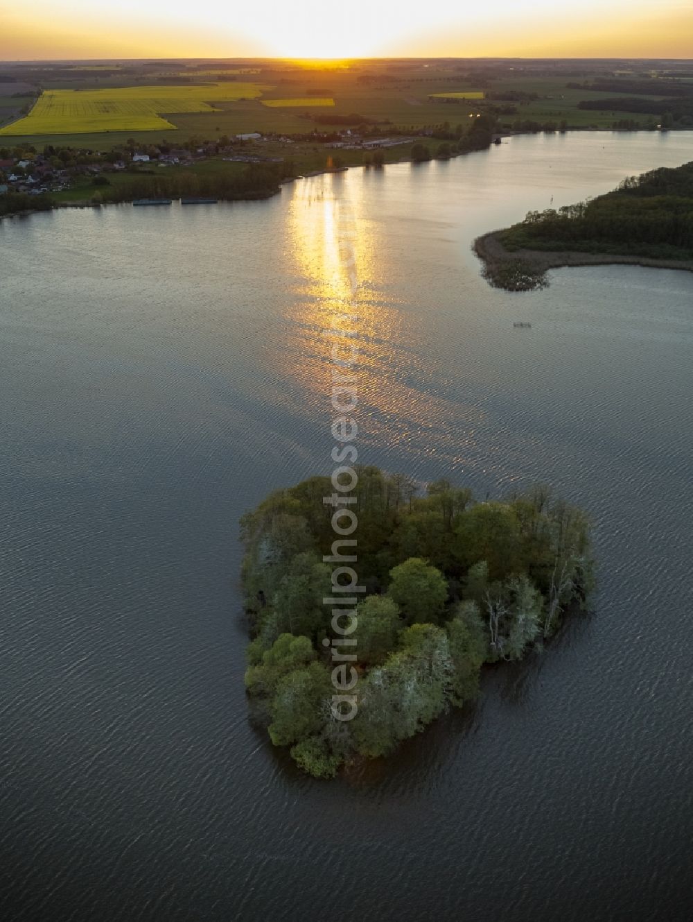 Aerial photograph Vipperow - Heart-shaped island in the lake at Vipperow in Mecklenburg - Western Pomerania