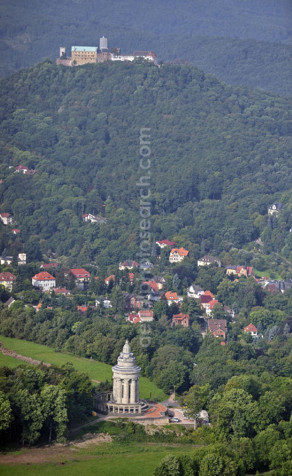 Aerial photograph Eisenach - Blick vom Burschenschaftsdenkmal auf der Göpelskuppe zur Wartburg-Stiftung Eisenach, einem Weltkulturerbe der Unesco. View from the Monument of the Fraternity to Wartburg-Stiftung Eisenach Castle, a World Heritage Site.