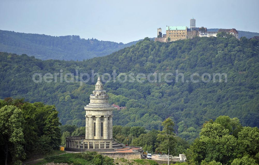 Eisenach from the bird's eye view: Blick vom Burschenschaftsdenkmal auf der Göpelskuppe zur Wartburg-Stiftung Eisenach, einem Weltkulturerbe der Unesco. View from the Monument of the Fraternity to Wartburg-Stiftung Eisenach Castle, a World Heritage Site.