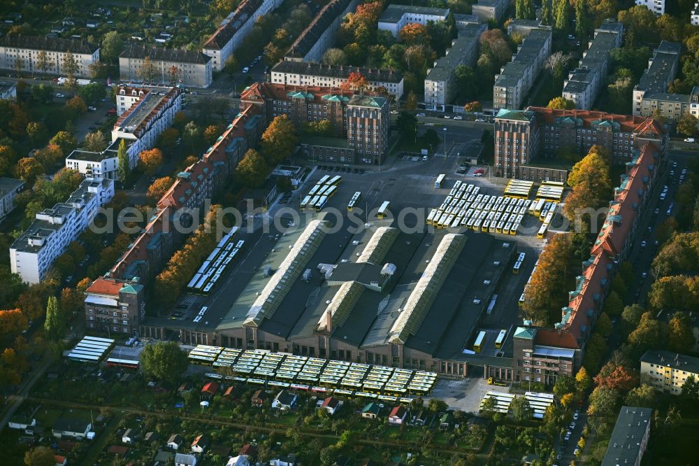 Aerial image Berlin - Depot of the Municipal Transport Company BVG Omnibusbetriebshof Muellerstrasse in the district Wedding in Berlin, Germany