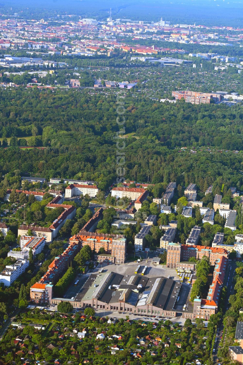 Berlin from the bird's eye view: Depot of the Municipal Transport Company BVG Omnibusbetriebshof Muellerstrasse in the district Wedding in Berlin, Germany