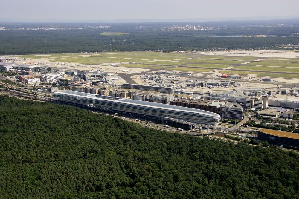 Aerial image Frankfurt am Main - View of the Business Center The Squair, formerly known as Airrail Center Frankfurt. The main investor for the futuristic project is the IVG Immobilien AG