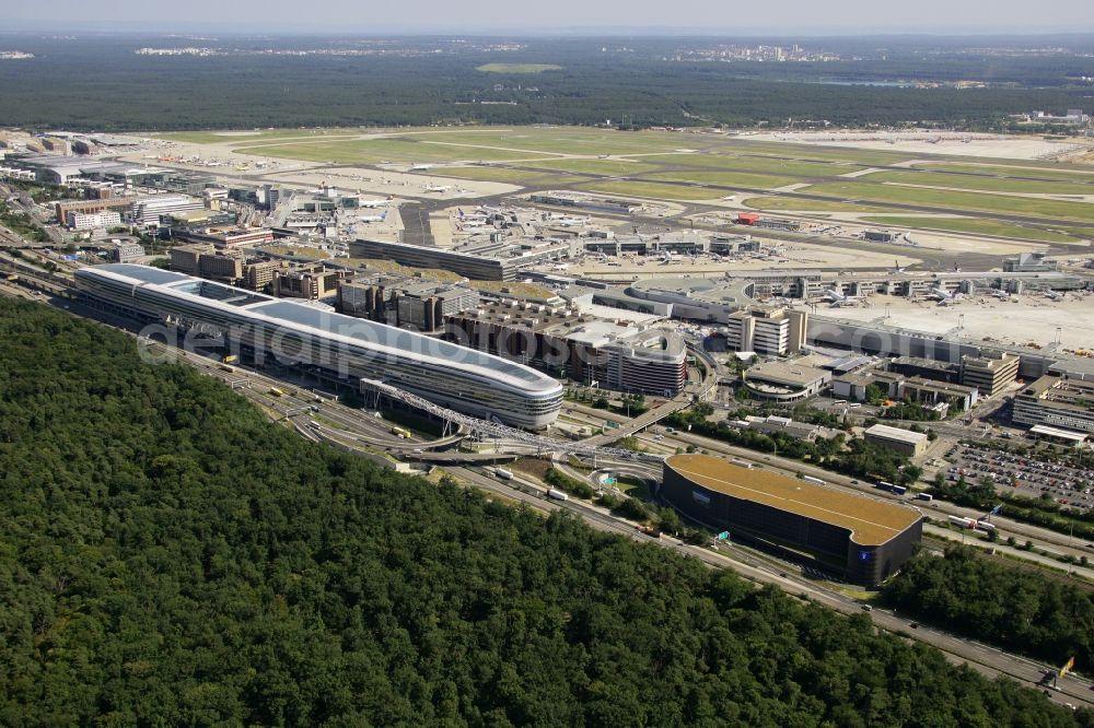 Frankfurt am Main from the bird's eye view: View of the Business Center The Squair, formerly known as Airrail Center Frankfurt. The main investor for the futuristic project is the IVG Immobilien AG