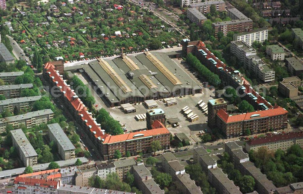 Aerial photograph Berlin-Wedding - BVG-Depot in der Müllerstraße