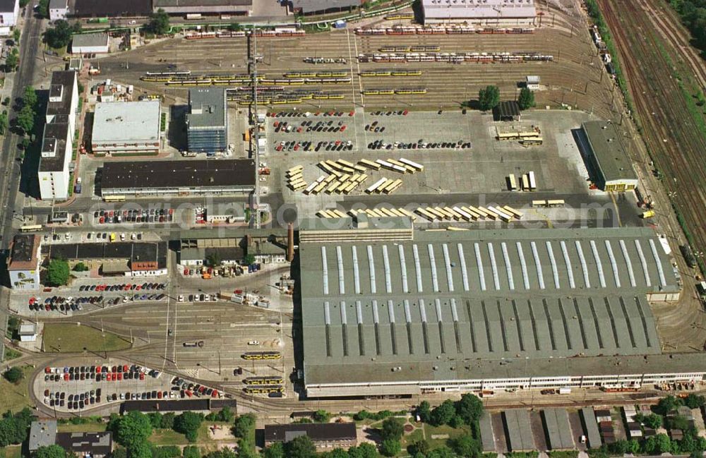 Aerial image Berlin - Lichtenberg - BVG - Depot in der Siegfriedstraße in Lichtenberg.