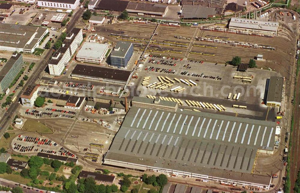 Berlin - Lichtenberg from above - BVG - Depot in der Siegfriedstraße in Lichtenberg.