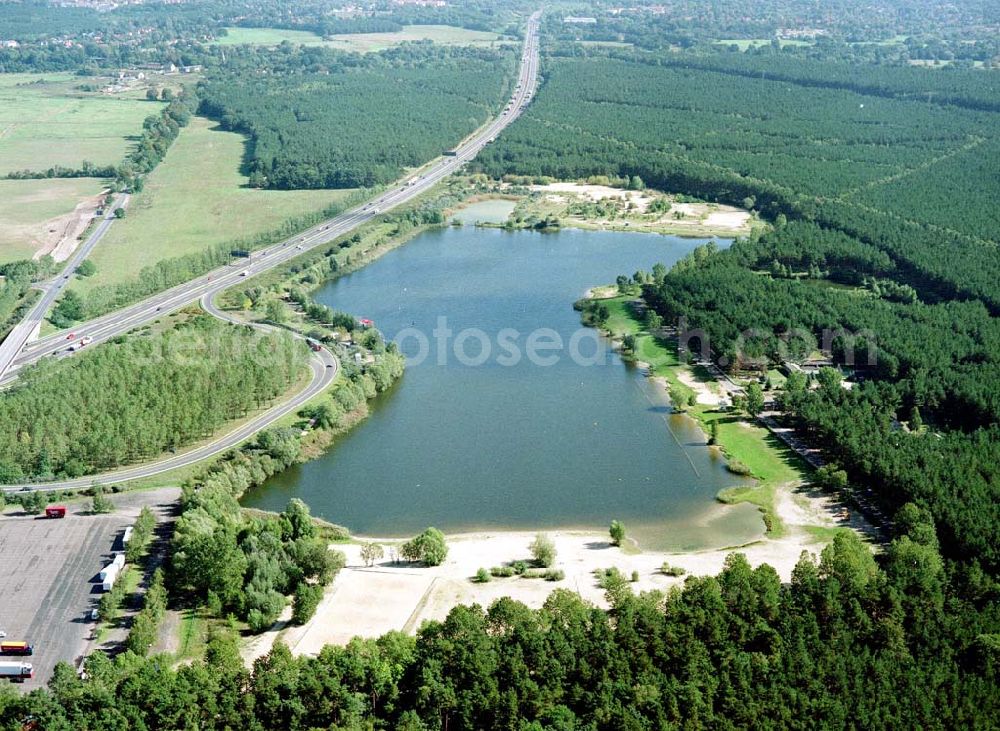 Velten / Brandenburg from the bird's eye view: Campingplatz und Autobahnsee Velten / Brandenburg.