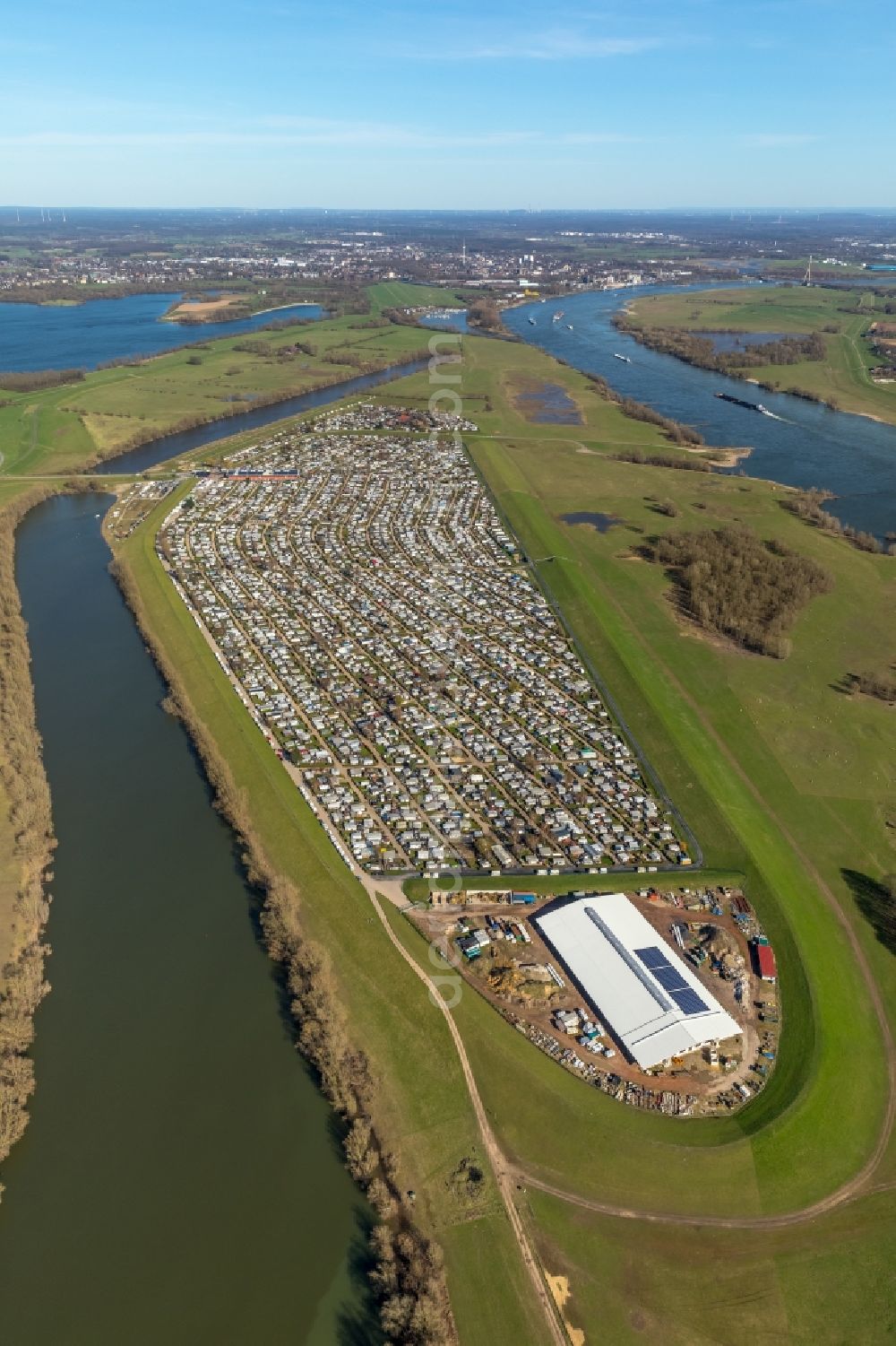 Wesel from above - Camping with caravans and tents on Rhone river in Wesel in the state North Rhine-Westphalia, Germany