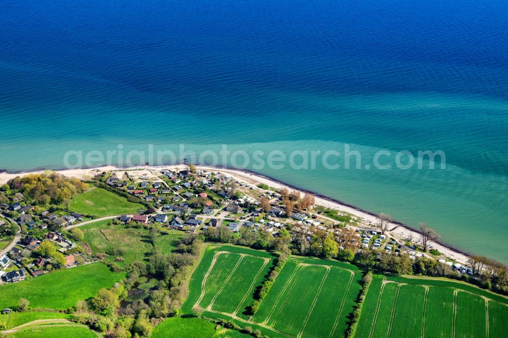 Aerial photograph Langholz - Townscape on the seacoast of Baltic Sea in Langholz in the state Schleswig-Holstein