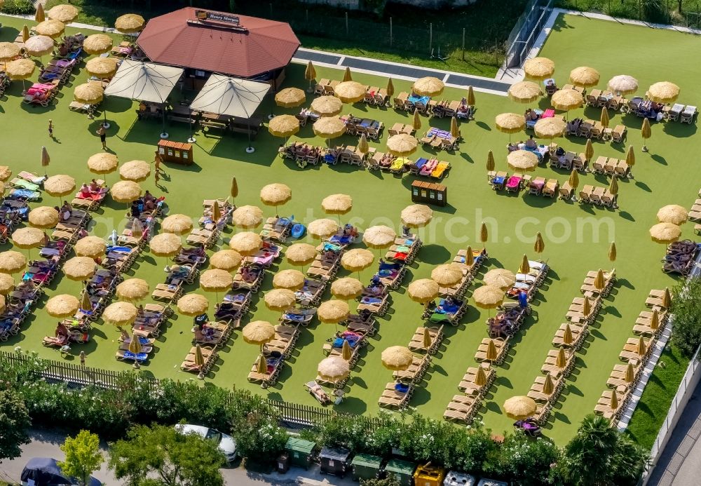 Fossalta from the bird's eye view: Camping with caravans and tents in Veneto, Italy