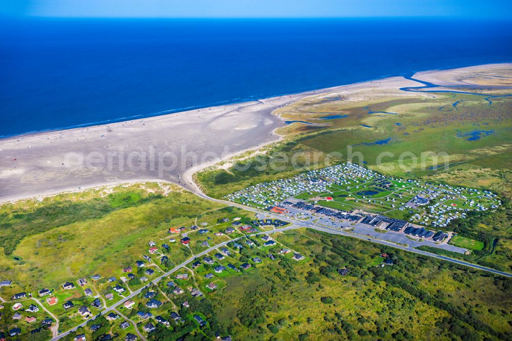 Aerial photograph Römö - Campsite with caravans and tents in the coastal area First Camp Lakolk Strand - Roemoe on street Lakolk Camping in Roemoe at the island Roemoe in Syddanmark, Denmark