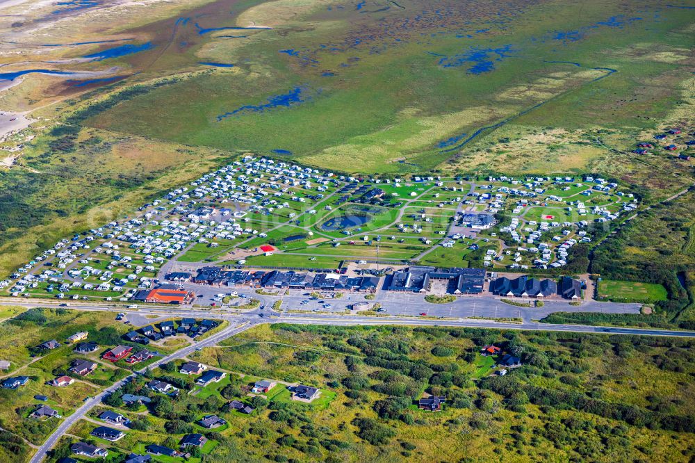 Römö from above - Campsite with caravans and tents in the coastal area First Camp Lakolk Strand - Roemoe on street Lakolk Camping in Roemoe at the island Roemoe in Syddanmark, Denmark