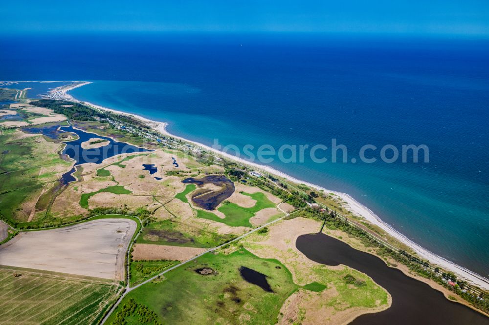 Fehmarn from the bird's eye view: Campsite with caravans and tents in the coastal area Wenkendorf Belt Camping in Fehmarn on the island of Fehmarn in the state Schleswig-Holstein, Germany