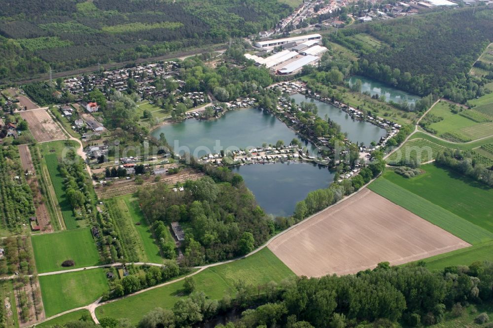 Heidesheim am Rhein Uhlerborn from above - View of campingsite lakes in the district Uhlerborn in Heidesheim am Rhein in the state Rhineland-Palatinate