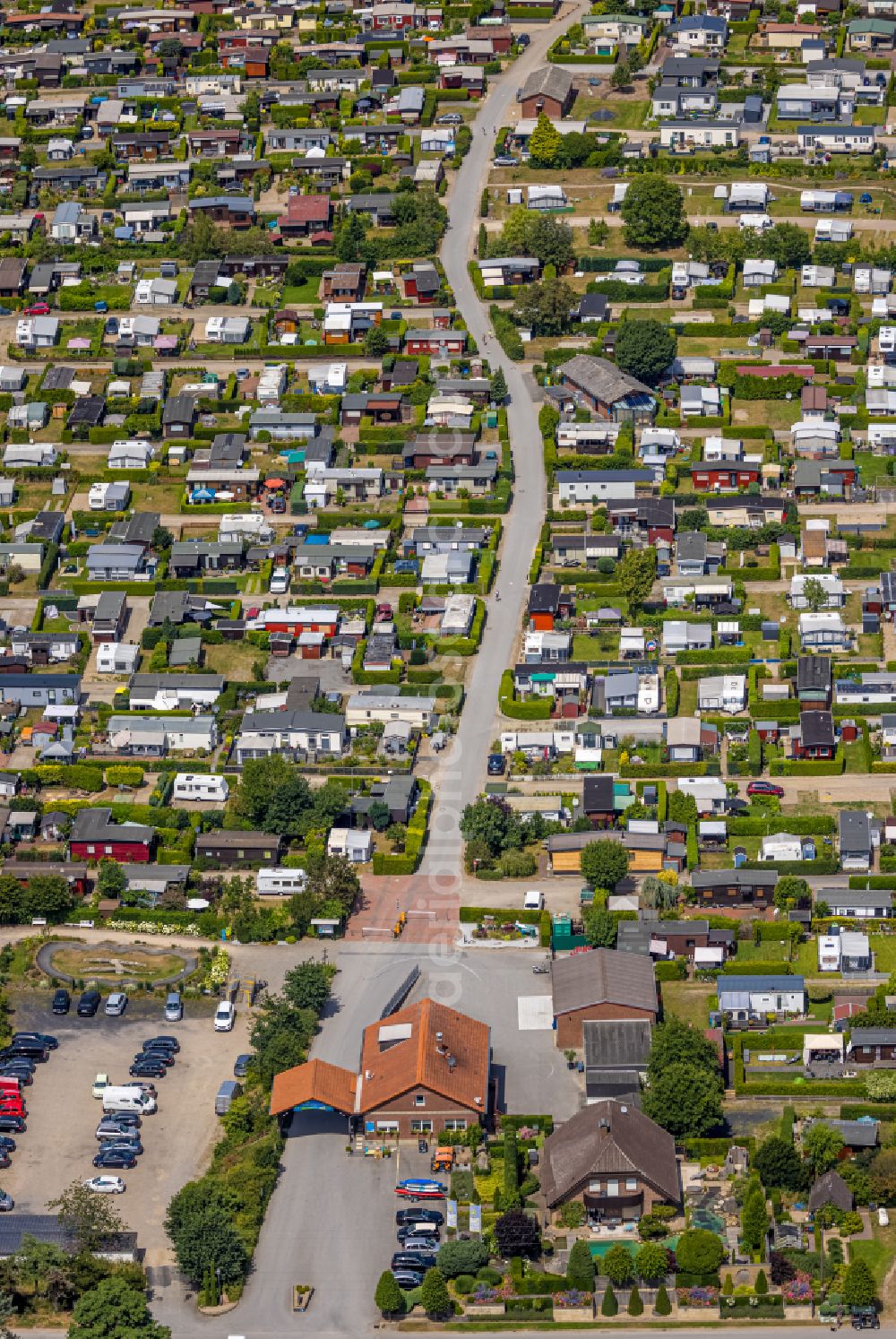 Aerial image Dingden - Caravan on the camping site Freizeitgebiet Dingdener Heide GmbH in Dingden in the state North Rhine-Westphalia, Germany