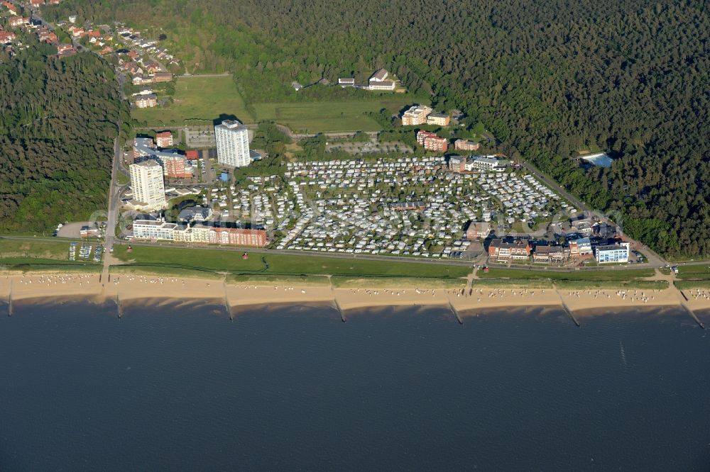 Aerial photograph Cuxhaven - Camping with caravans and tents near Sahlenburg in Cuxhaven in the state Lower Saxony