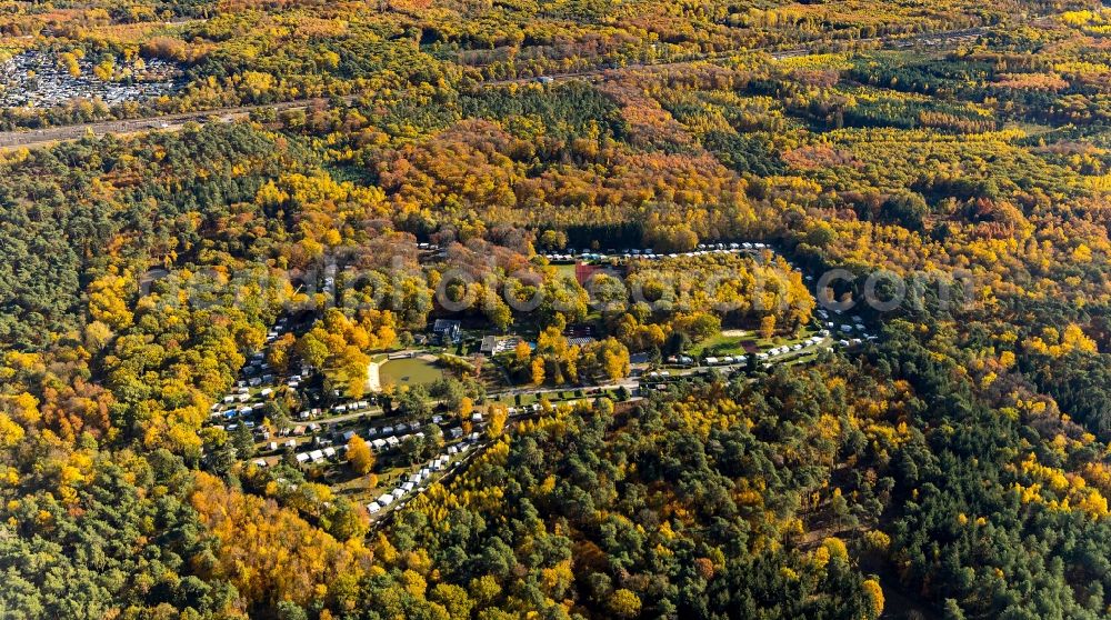 Aerial image Duisburg - Camping with caravans and tents in Duisburg in the state North Rhine-Westphalia, Germany