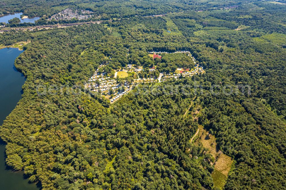 Aerial image Duisburg - Camping with caravans and tents in Duisburg in the state North Rhine-Westphalia, Germany