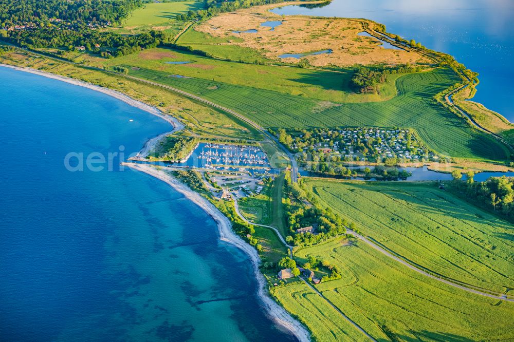 Hohwacht from the bird's eye view: Camping with caravans and tents in Hohwacht in the state Schleswig-Holstein