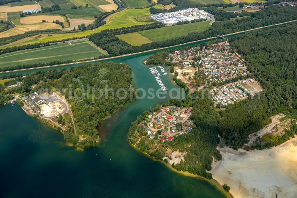 Aerial image Haltern am See - Camping with caravans and tents in the district Flaesheim in Haltern am See in the state North Rhine-Westphalia, Germany