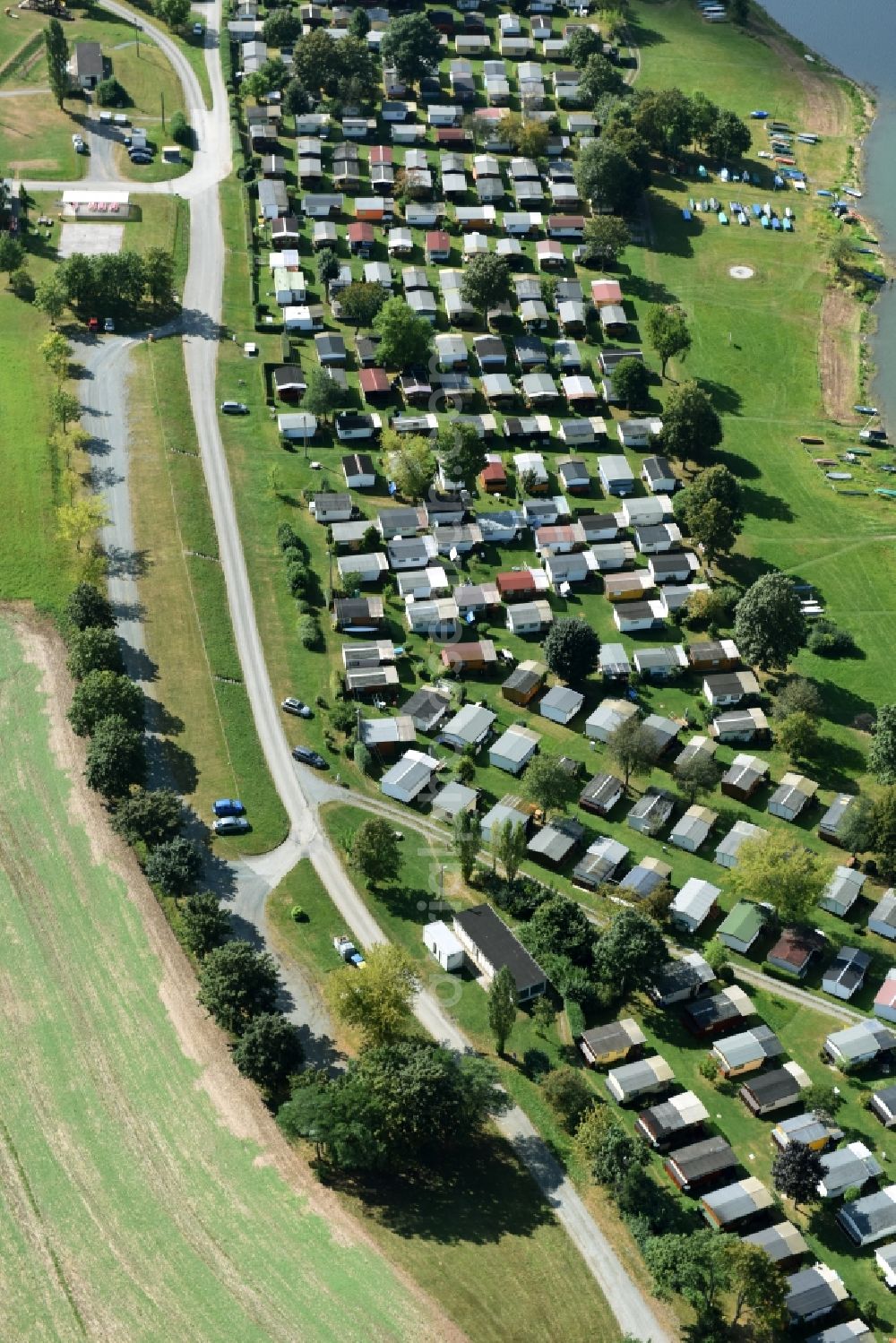 Aerial image Pöhl - Camping with caravans and tents lake Aubauch in Poehl in the state Saxony