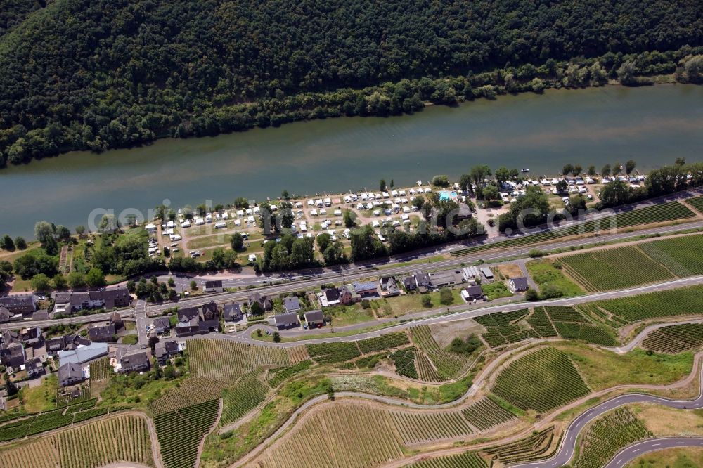 Pommern from the bird's eye view: Camping with caravans and tents in Pommern in the state Rhineland-Palatinate, Germany