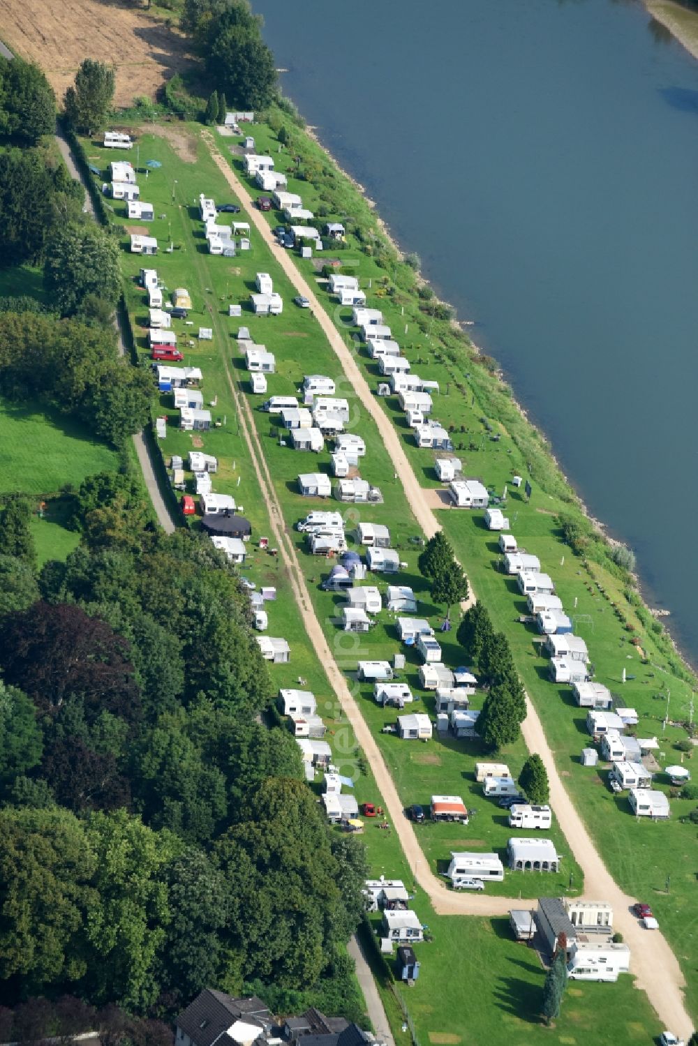 Aerial photograph Remagen - Camping with caravans and tents in Remagen in the state Rhineland-Palatinate, Germany