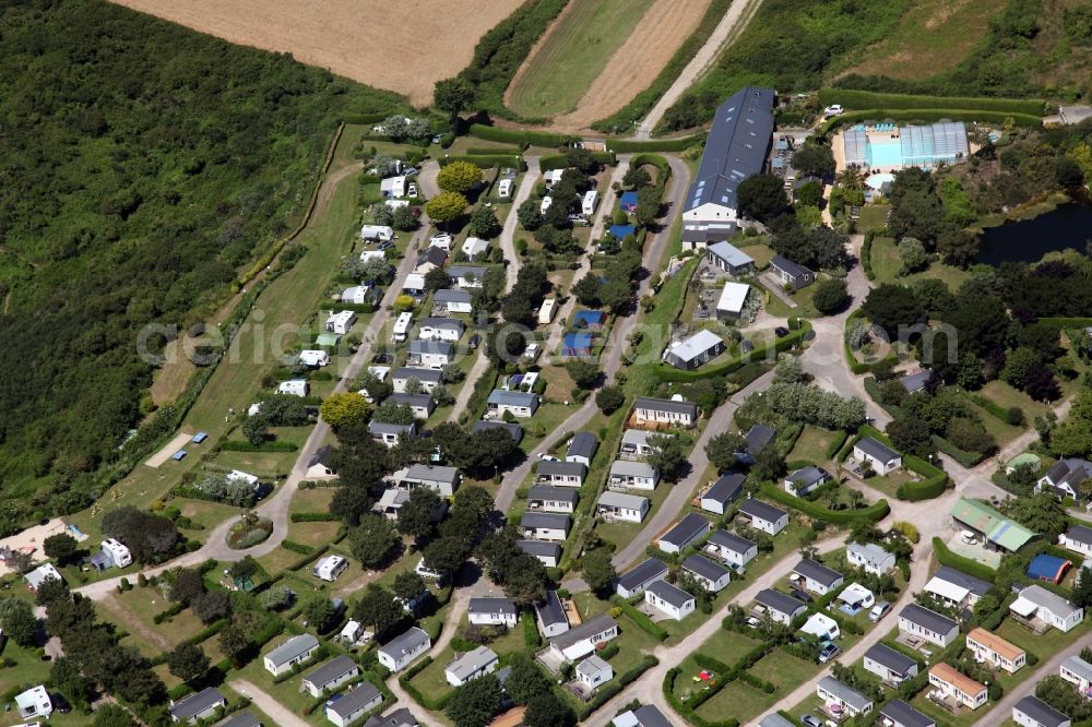 Saint-Cast-le-Guildo from the bird's eye view: Camping with caravans and tents in Saint-Cast-le-Guildo in Brittany, France