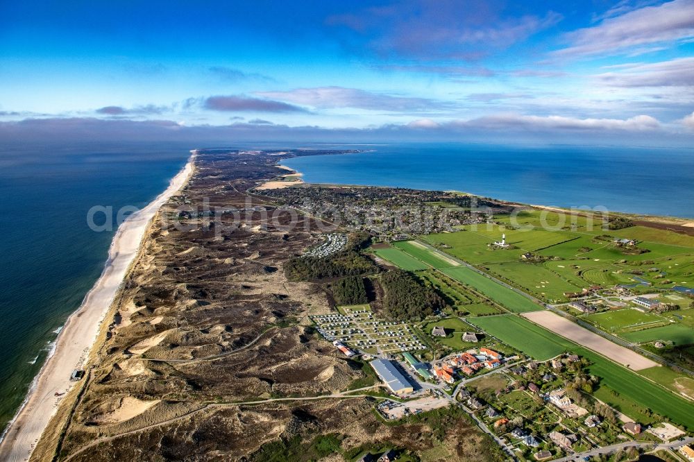 Aerial photograph Wenningstedt-Braderup (Sylt) - Camping with caravans and tents in Wenningstedt-Braderup (Sylt) on Island Sylt in the state Schleswig-Holstein, Germany