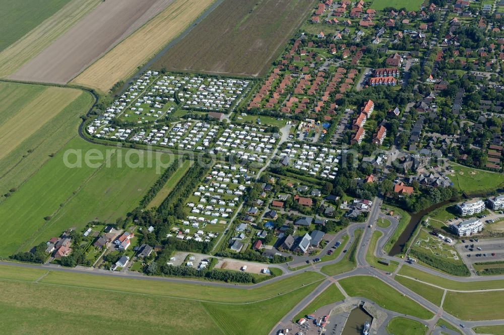 Aerial photograph Wurster Nordseeküste - Camping with caravans and tents in Wurster north sea coast in the state Lower Saxony