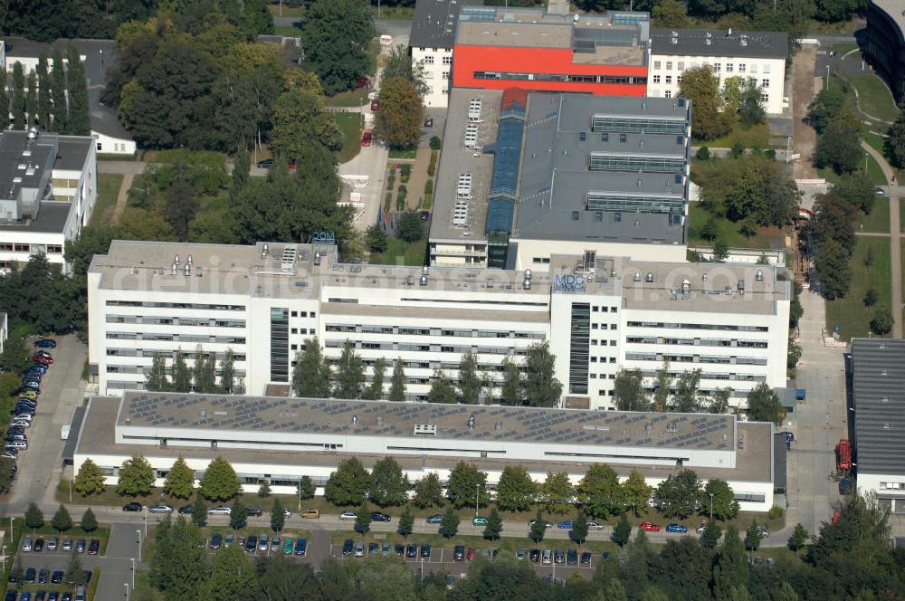 Berlin from the bird's eye view: Blick auf den Wissenschafts-, Gesundheits- und Biotechnologiepark des Campus Berlin-Buch mit dem Max-Delbrück-Centrum für Molekulare Medizin (MDC) Berlin-Buch, dem Hermann-von-Helmholtz-Haus, dem Max-Delbrück-Communication Center unde dem Walter-Friedrich-Haus.