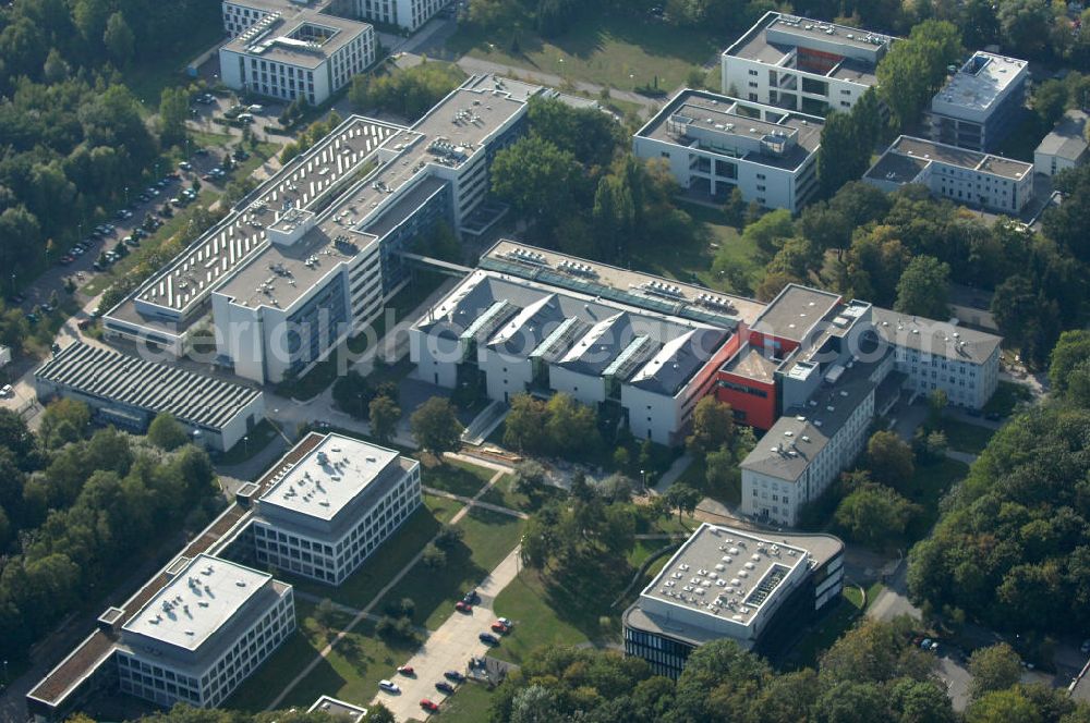 Berlin from above - Blick auf Blick auf den Wissenschafts-, Gesundheits- und Biotechnologiepark des Campus Berlin-Buch.