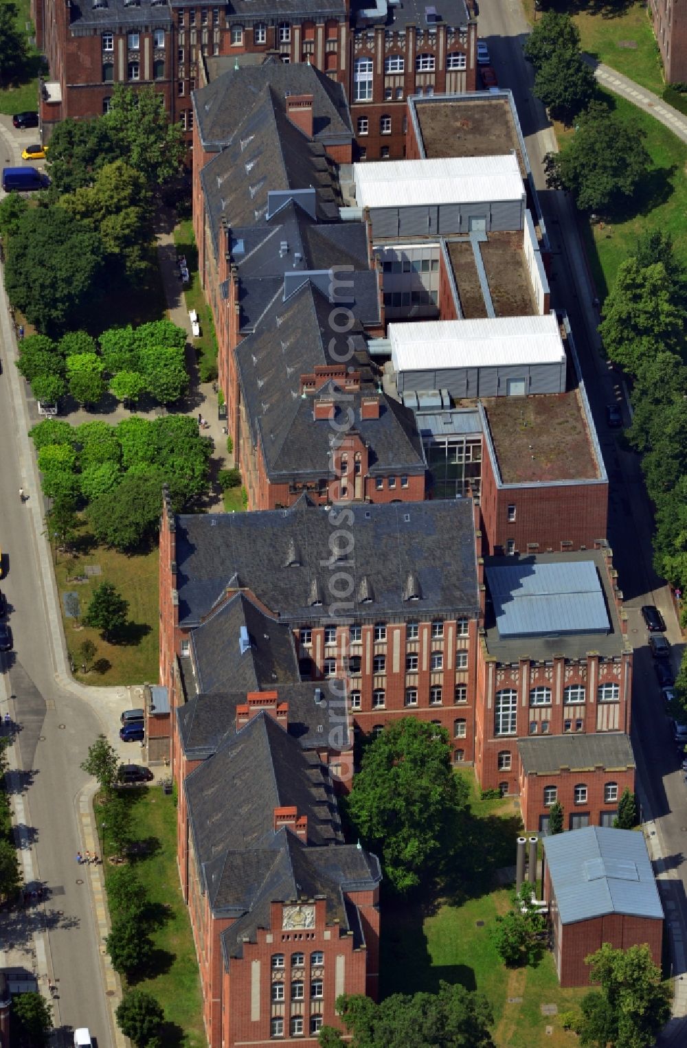 Aerial photograph Berlin OT Mitte - View of the Campus Charité Mitte in Berlin