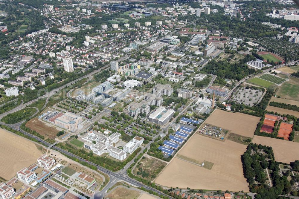 Aerial photograph Mainz - View of the campus the Johannes Gutenberg University in Mainz, a German university in the state of Rhineland-Palatinate. With about 150 institutes and hospitals, it is one of the ten largest universities in Germany