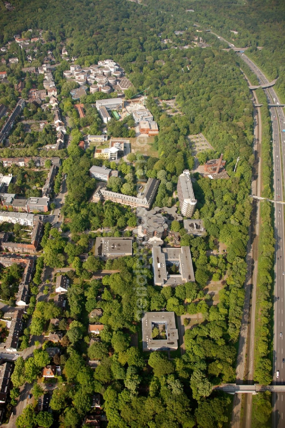 Aerial photograph Duisburg - View of the campus Duisburg of the University Duisburg-Essen in Duisburg in the state North Rhine-Westphalia