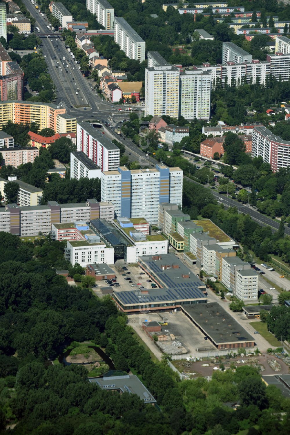 Aerial image Berlin - Campus building of the University of Applied Sciences HWR Berlin Campus Lichtenberg Alt-Friedrichsfelde in Berlin