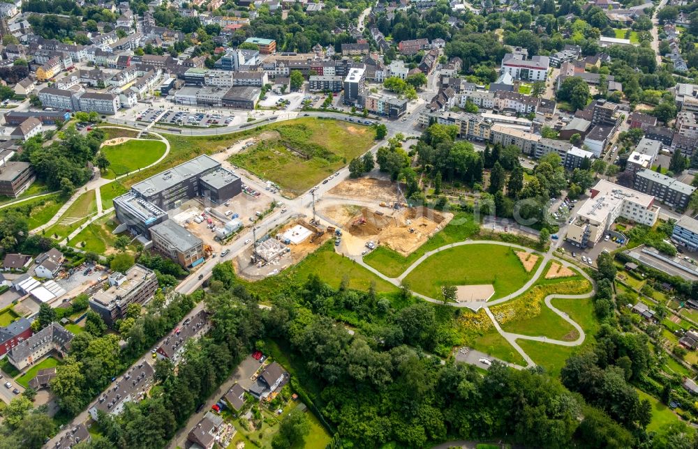 Aerial photograph Heiligenhaus - Campus building of the University of Applied Sciences Bochum on Panorama Park - Hefelmannpark in Heiligenhaus in the state North Rhine-Westphalia