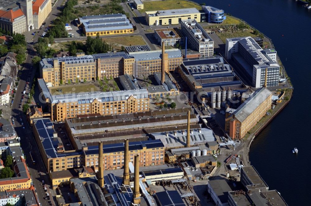 Berlin from the bird's eye view: Campus building of the University of Applied Sciences Hochschule fuer Technik and Wirtschaft Berlin (Campus Wilhelminenhof) in the district Oberschoeneweide in Berlin, Germany